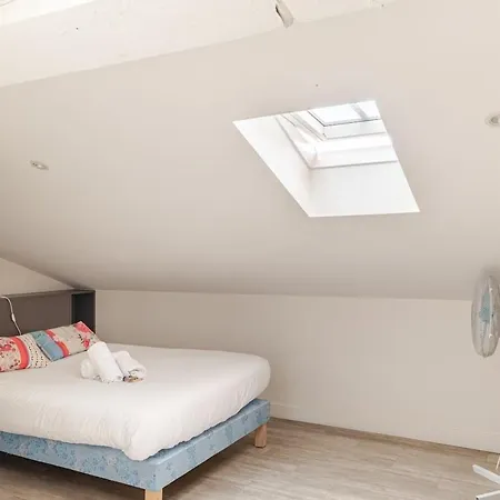 Cozy And Charming 1 Center