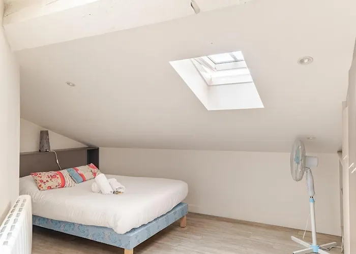 Cozy And Charming 1 Center